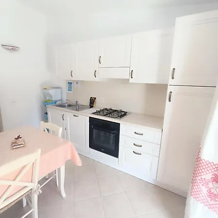 Case Vacanze Nioleo - Apartments And Pool *