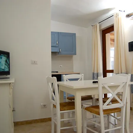 Apartment Case Vacanze Nioleo - Apartments And Pool Siniscola