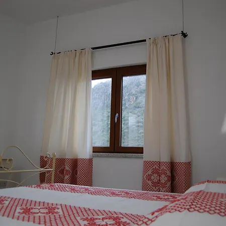 Case Vacanze Nioleo - Apartments And Pool Apartment Siniscola