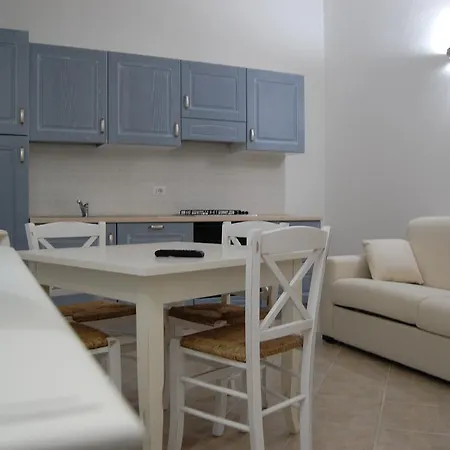 Apartment Case Vacanze Nioleo - Apartments And Pool *