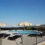 Nioleo - And Pool 公寓 *