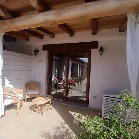 Nioleo Con Piscina Appartamento