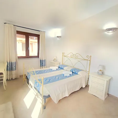 Appartamento Nioleo Con Piscina Siniscola