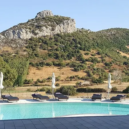 Nioleo Con Piscina Appartamento