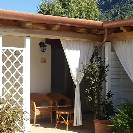 Nioleo Con Piscina Siniscola