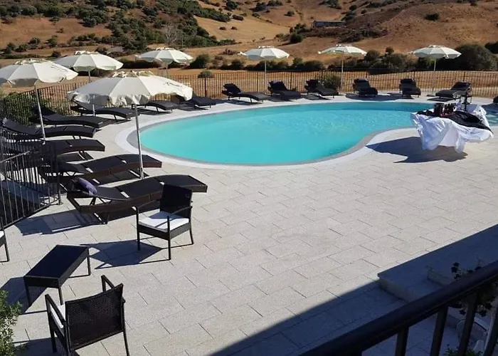 Nioleo - And Pool Apartman
